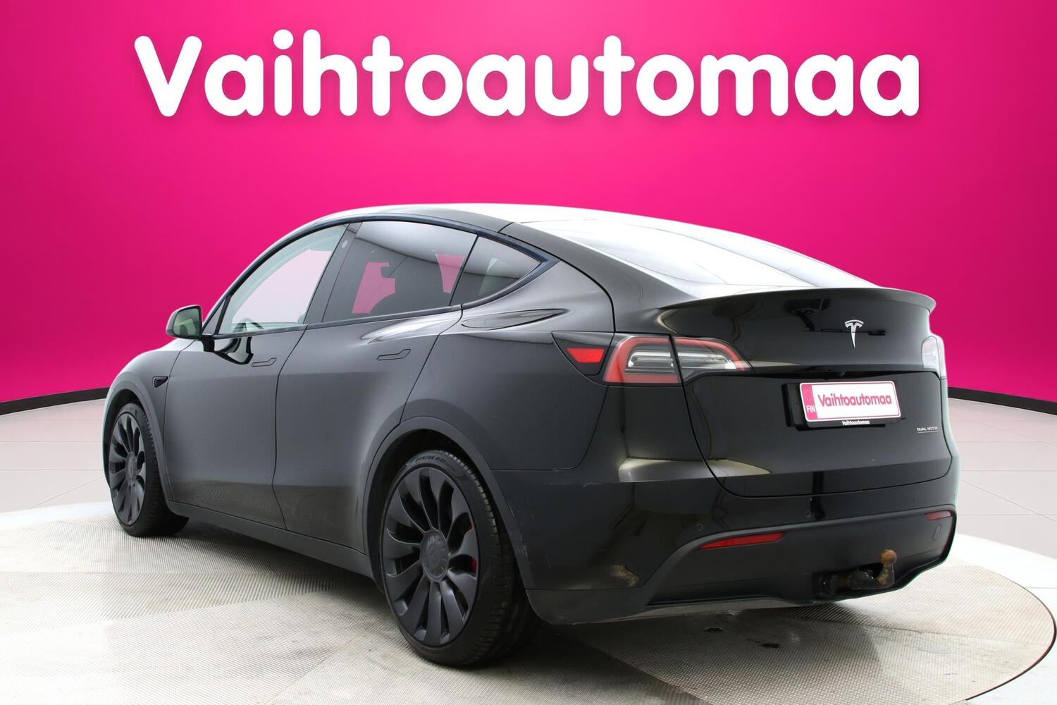 Tesla Model Y vaihtoauto