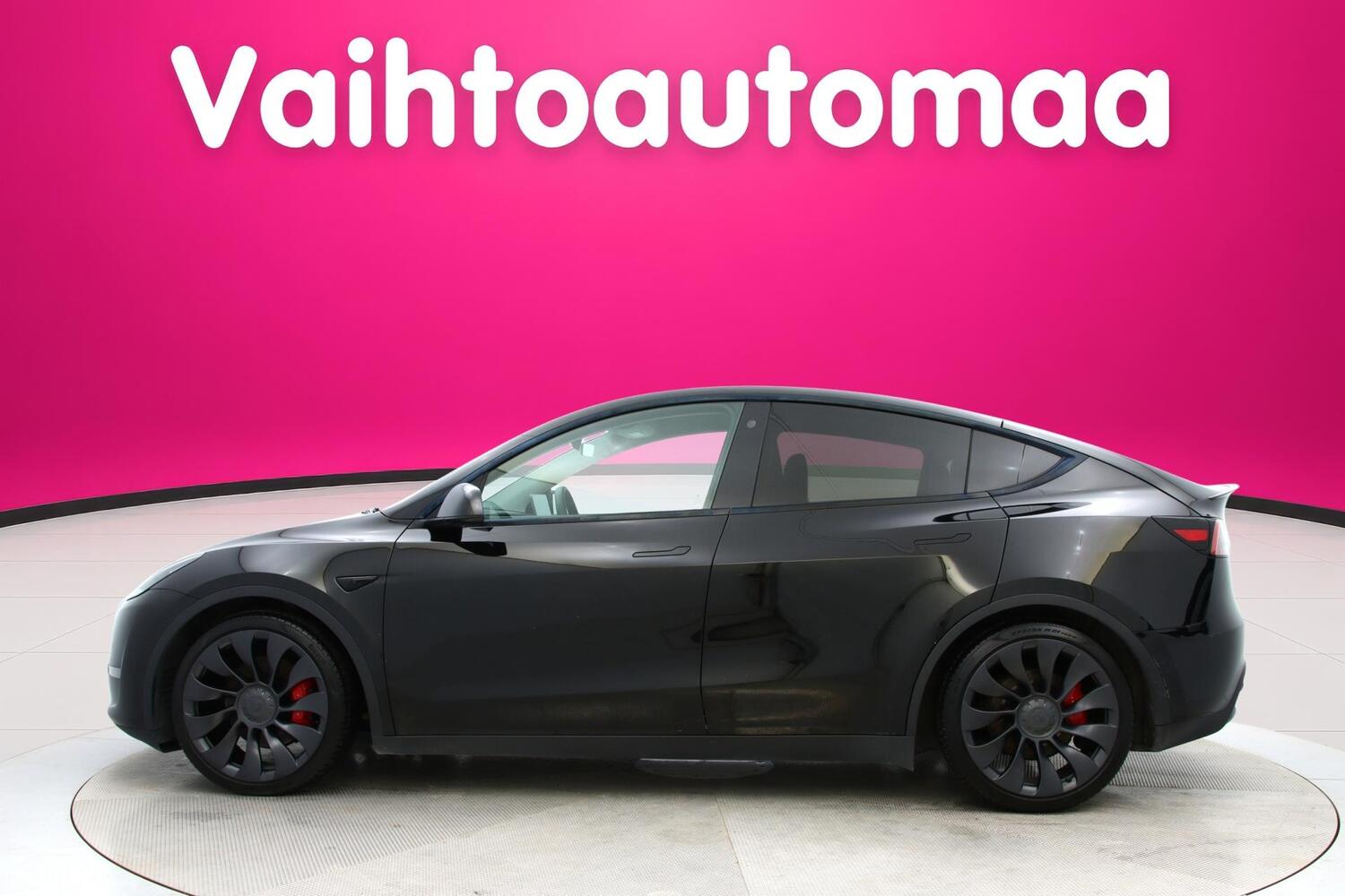 Tesla Model Y vaihtoauto