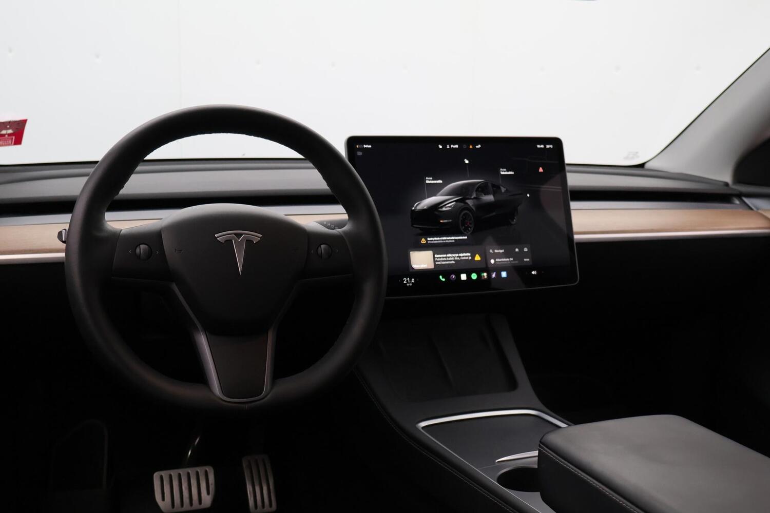 Tesla Model Y vaihtoauto