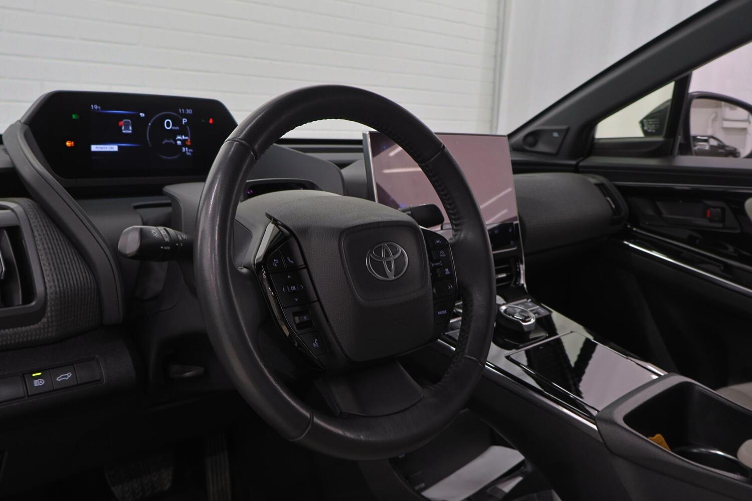 Toyota bZ4X vaihtoauto