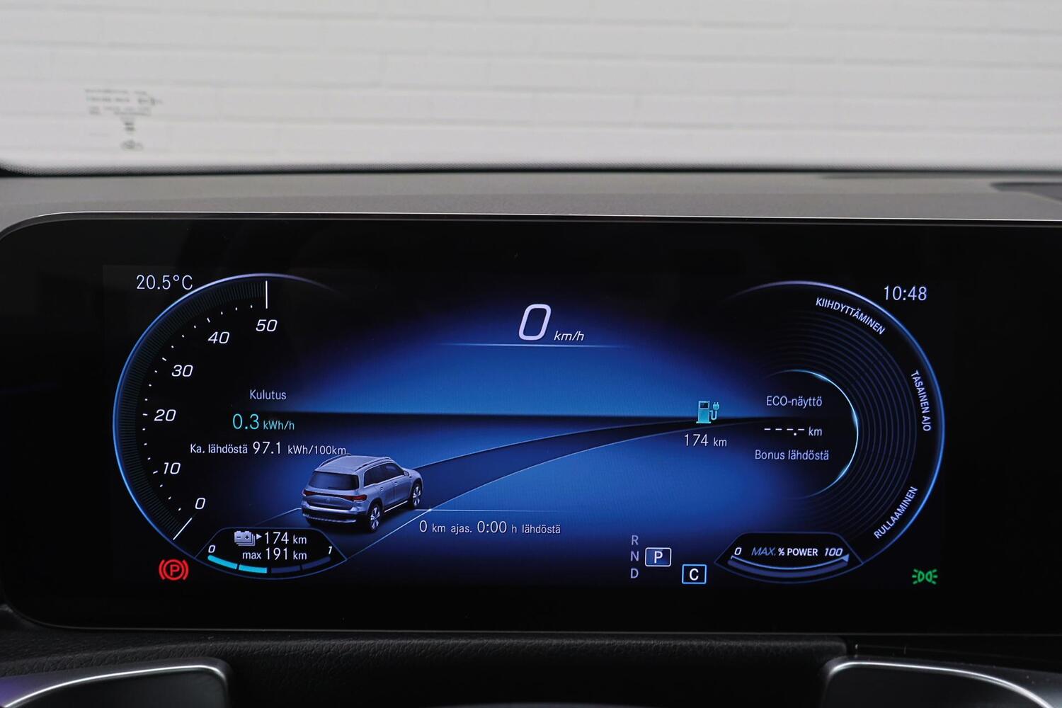 Mercedes-Benz EQB vaihtoauto