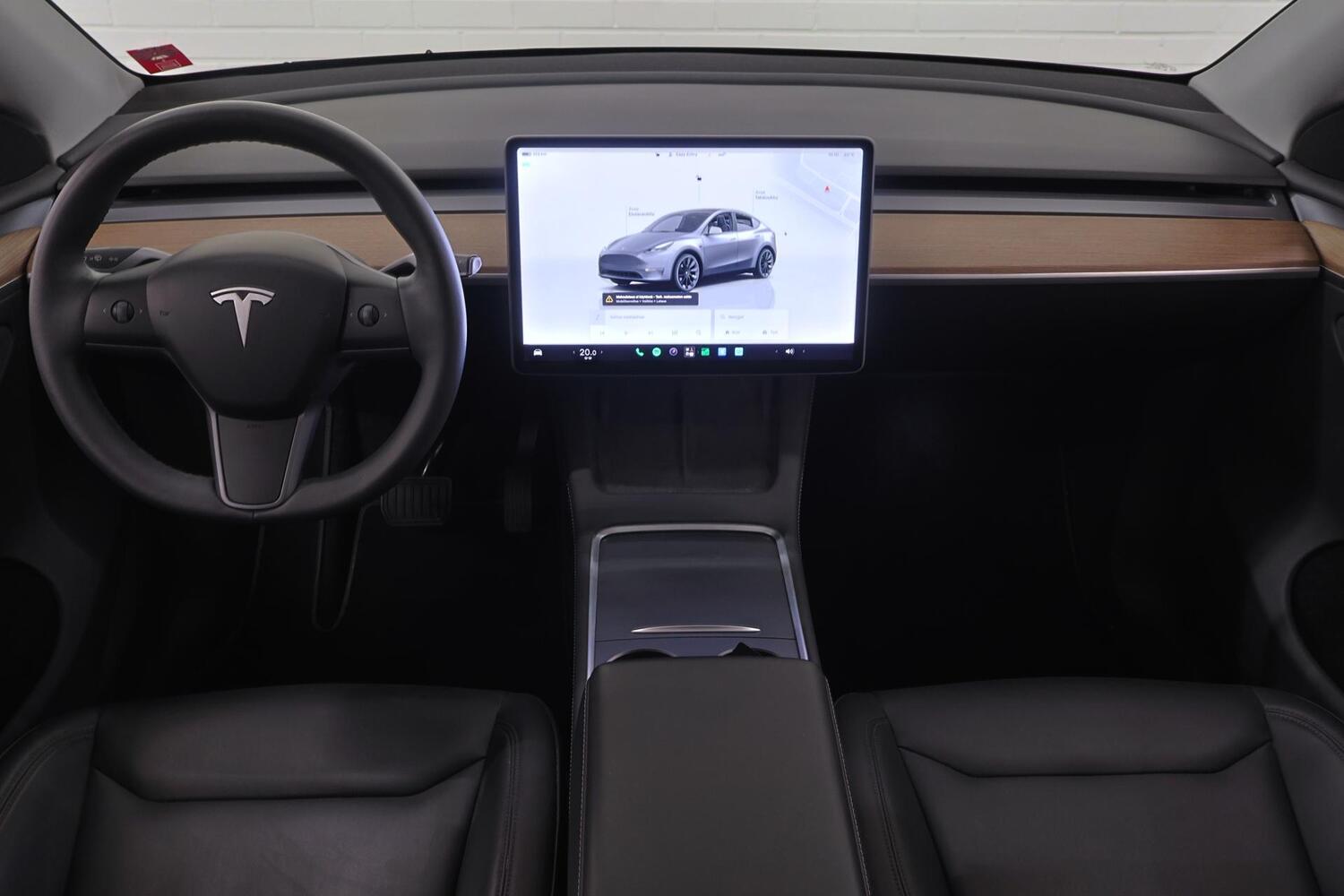 Tesla Model Y vaihtoauto