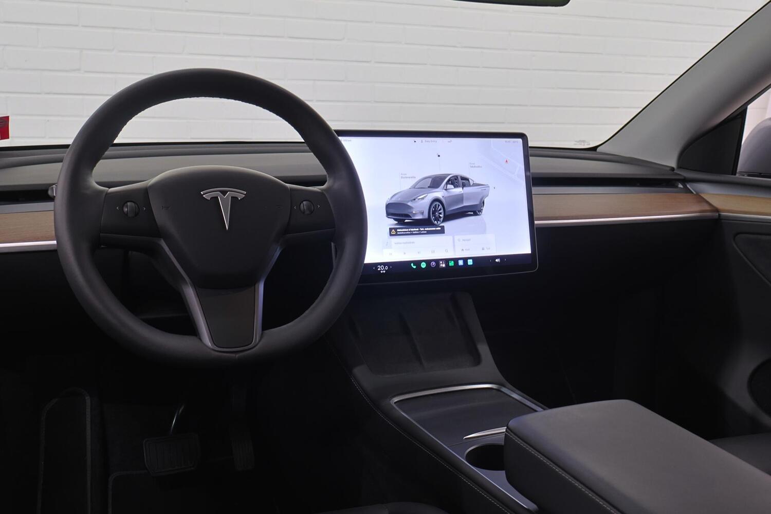 Tesla Model Y vaihtoauto