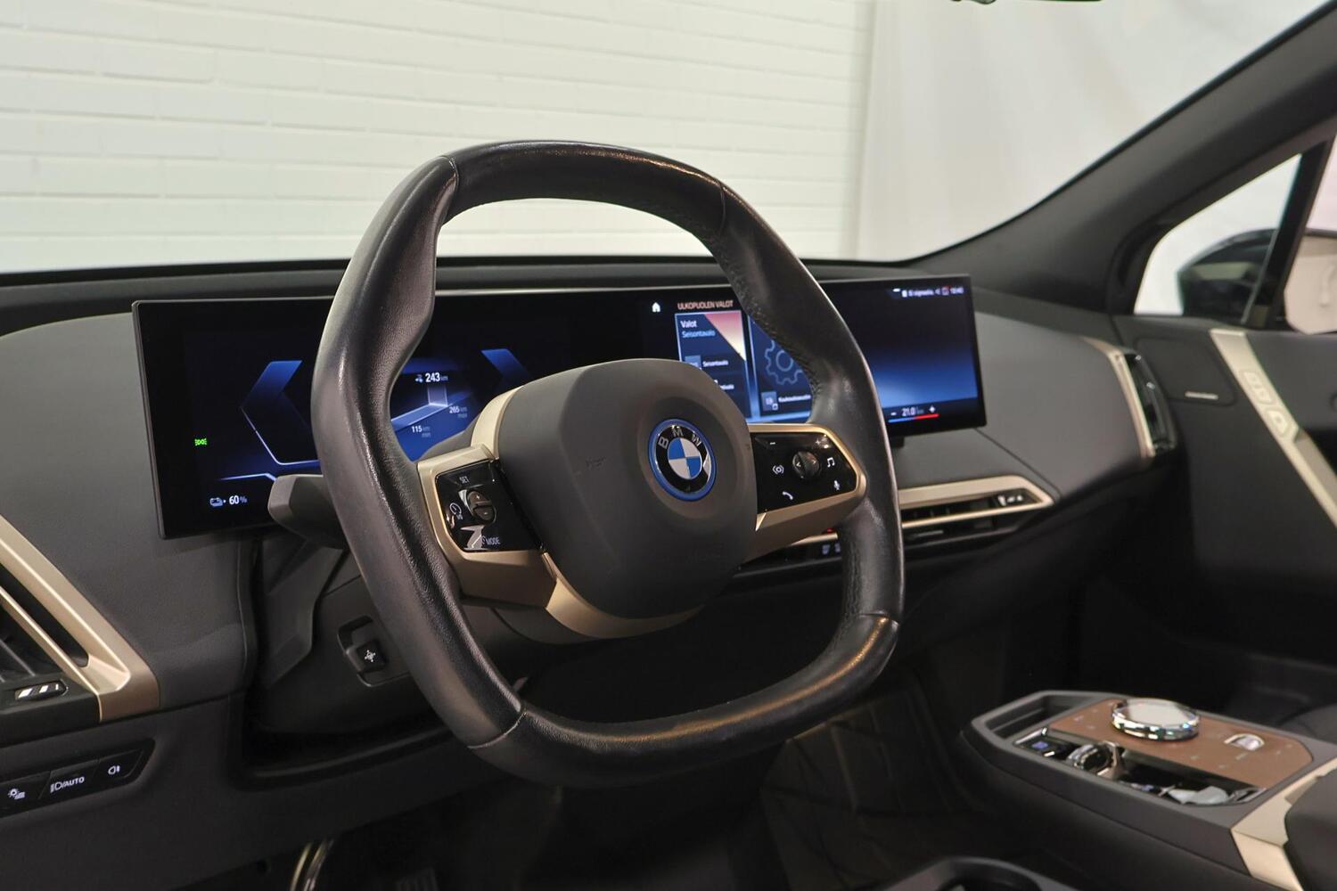 BMW iX vaihtoauto