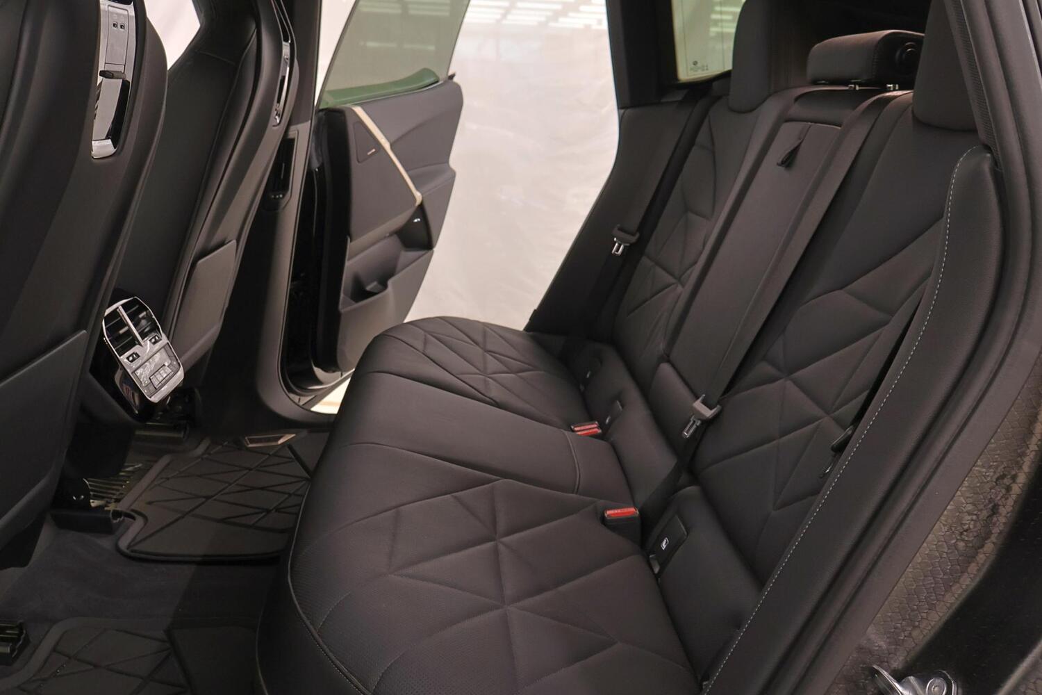 BMW iX vaihtoauto