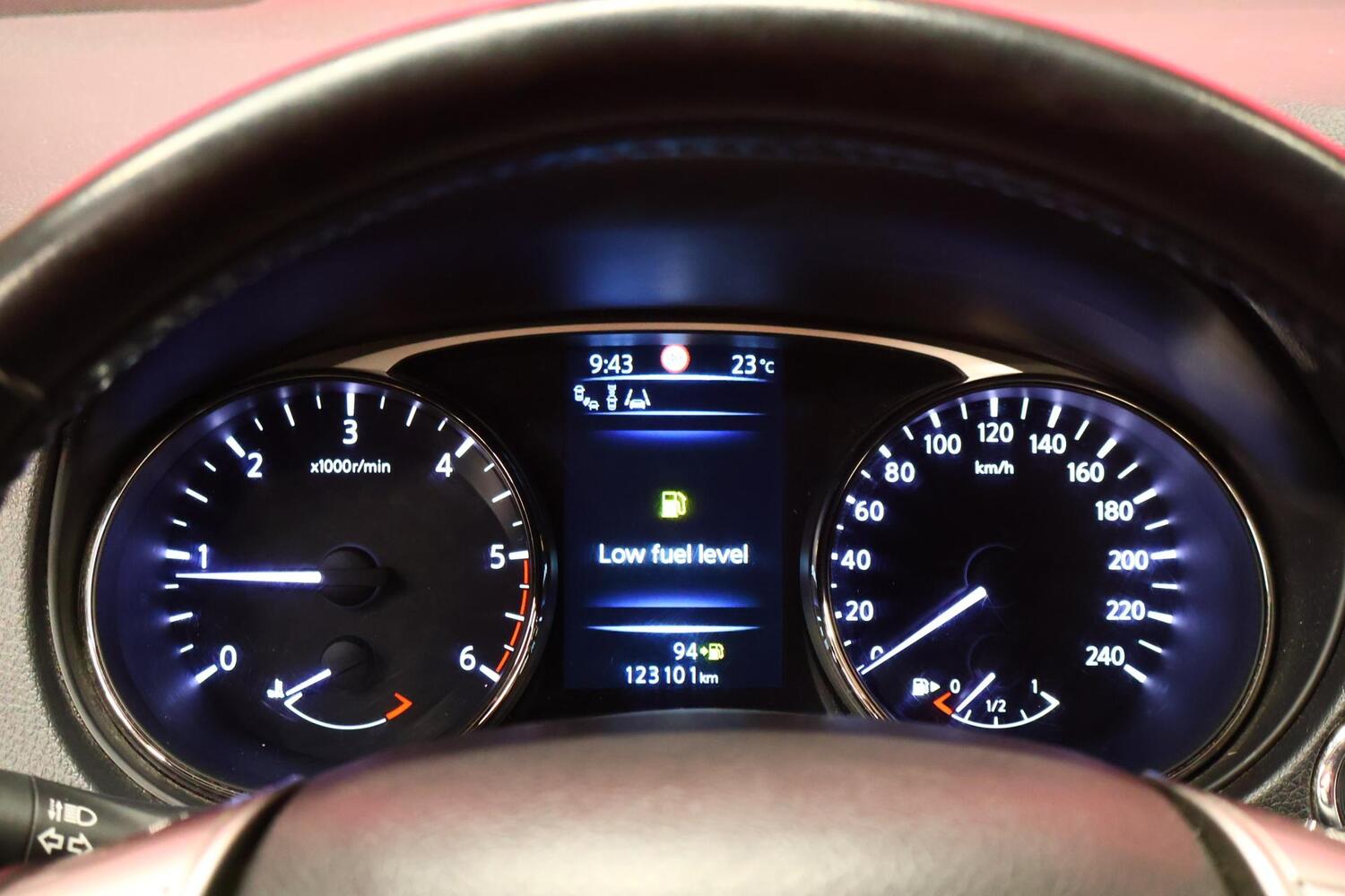 Nissan X-Trail vaihtoauto