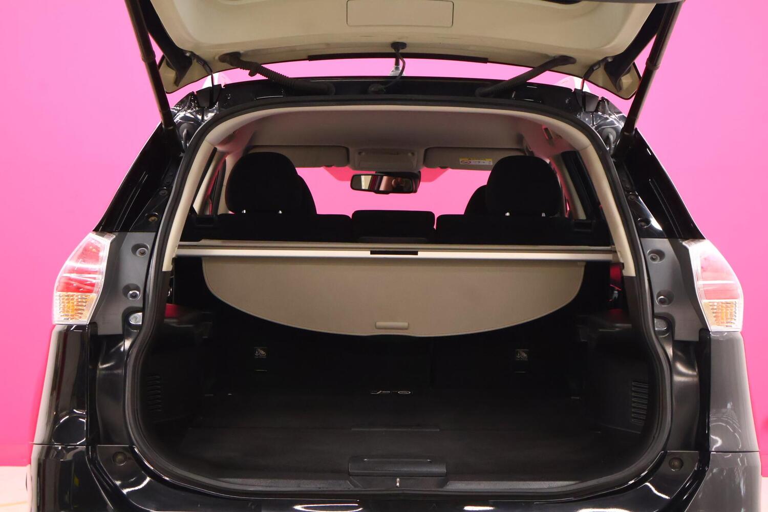 Nissan X-Trail vaihtoauto