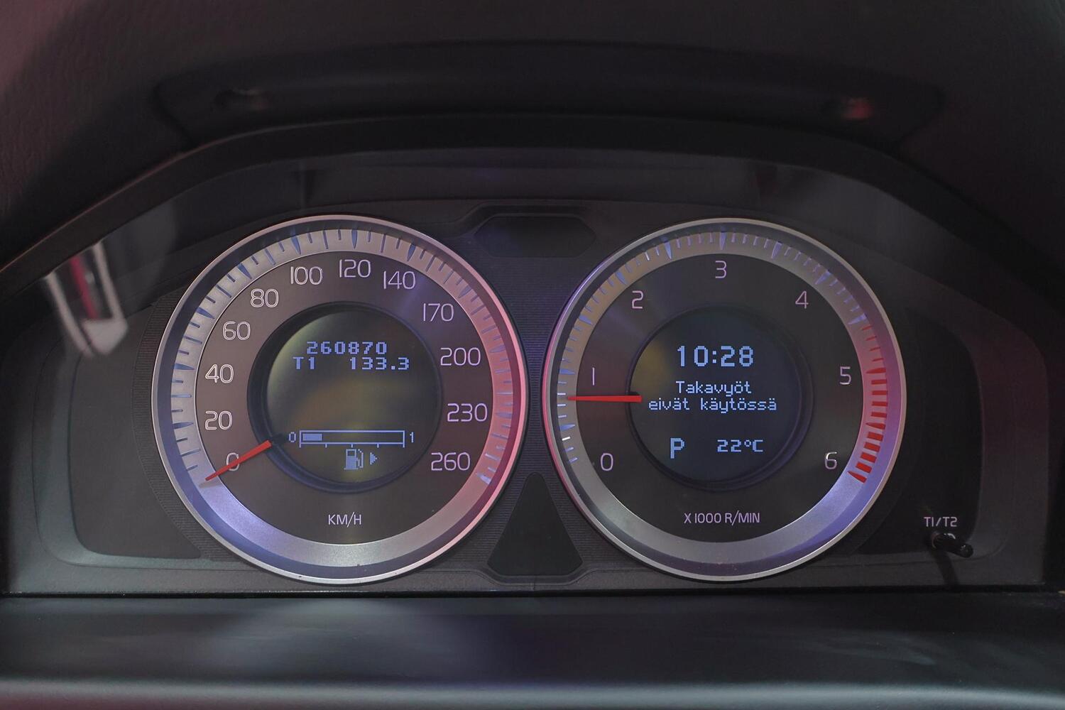Volvo V70 vaihtoauto