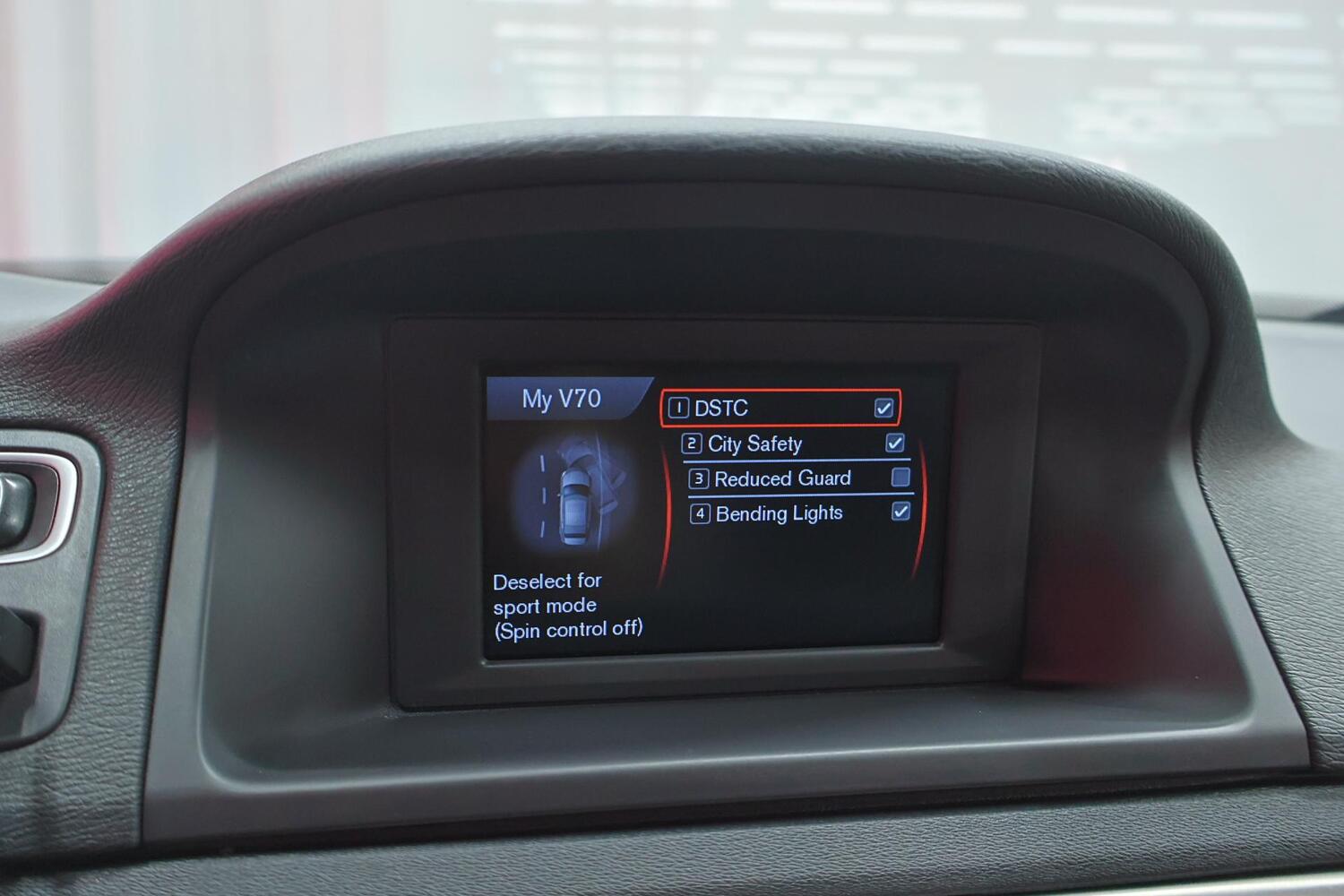 Volvo V70 vaihtoauto