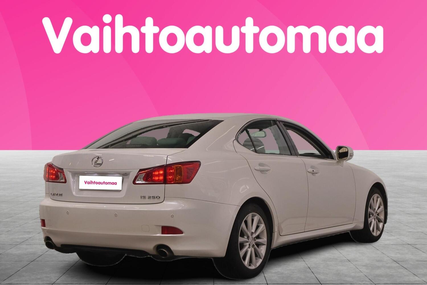 Lexus IS vaihtoauto
