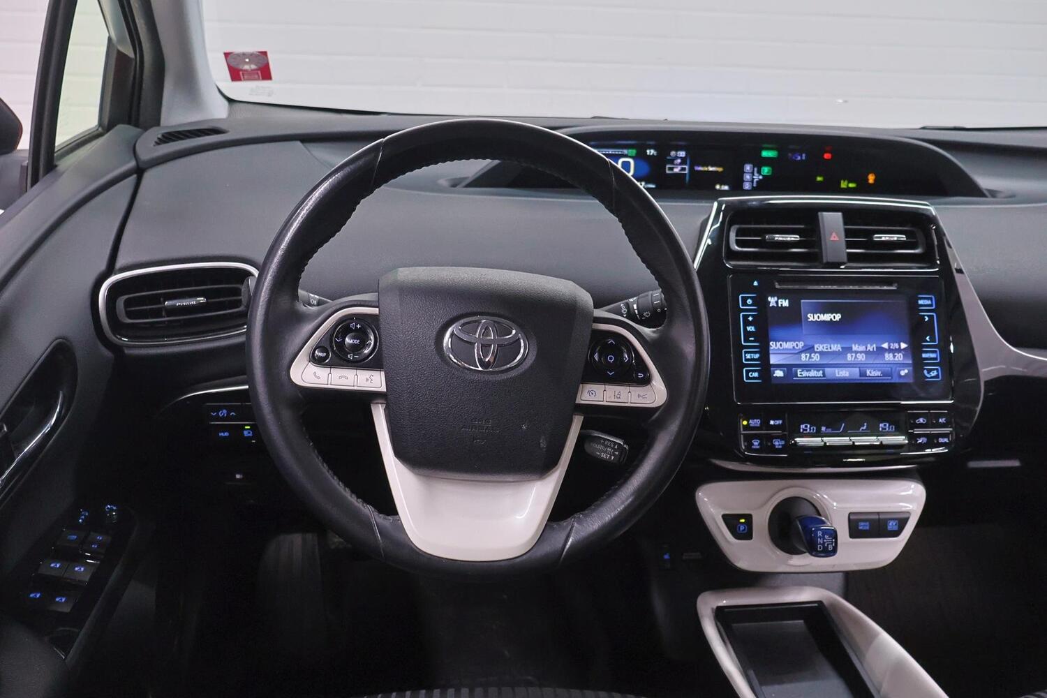 Toyota Prius vaihtoauto