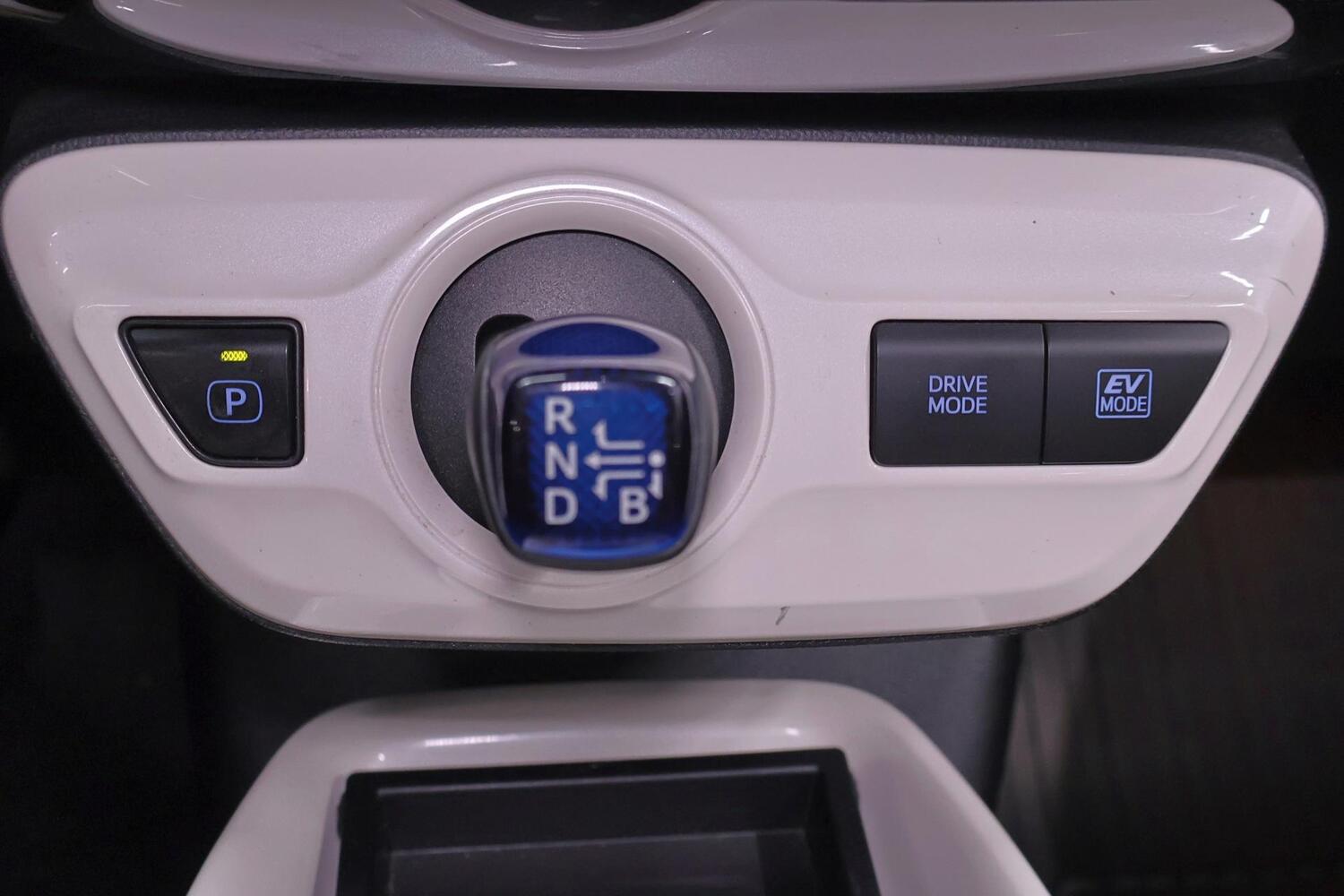 Toyota Prius vaihtoauto