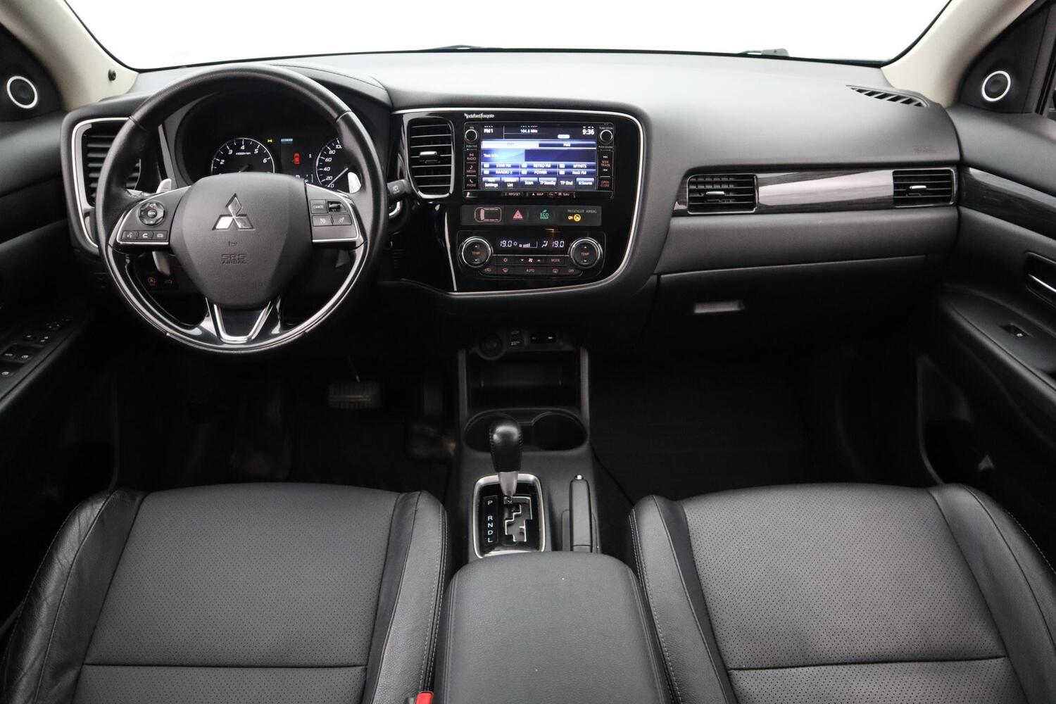 Mitsubishi Outlander vaihtoauto