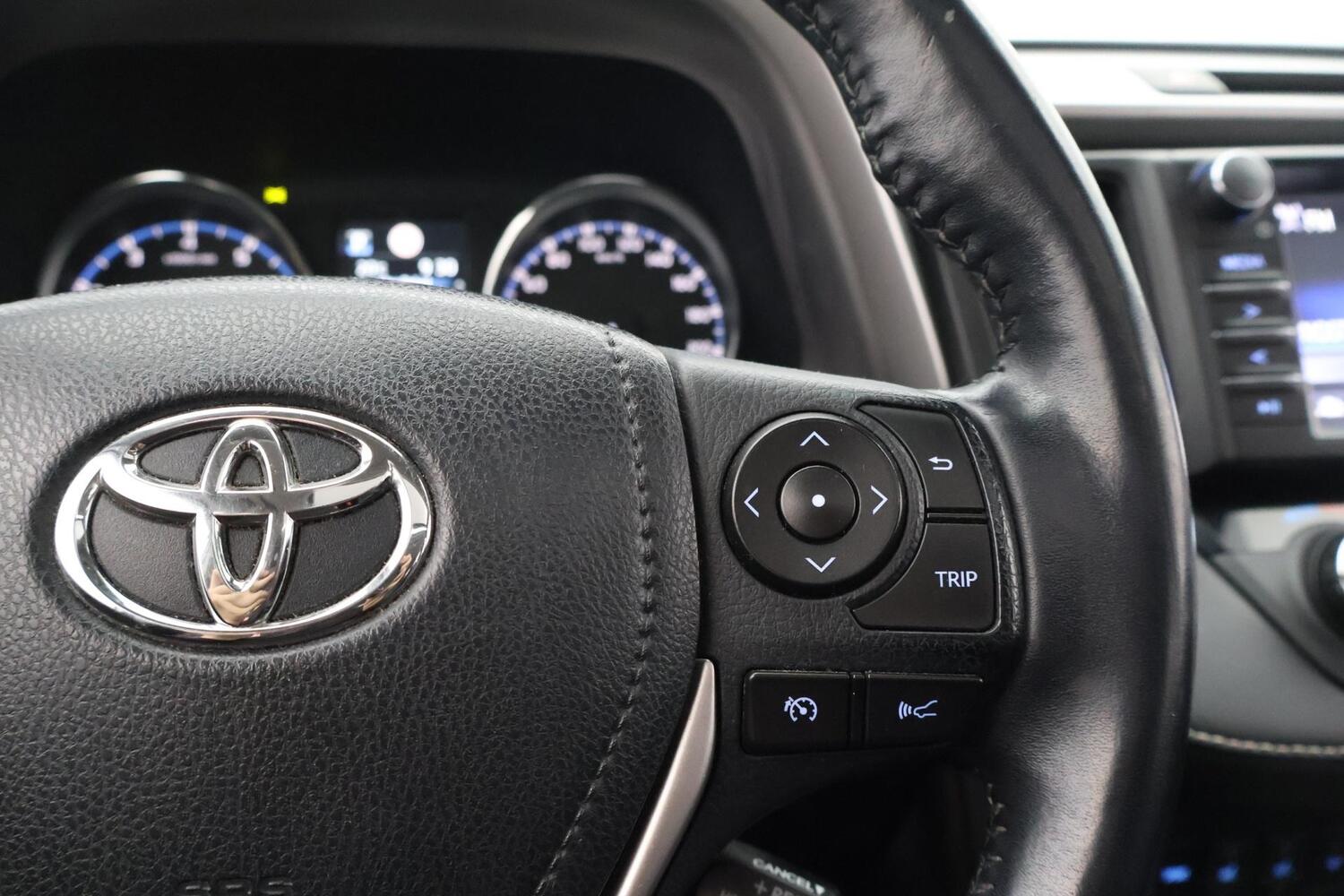 Toyota RAV4 vaihtoauto