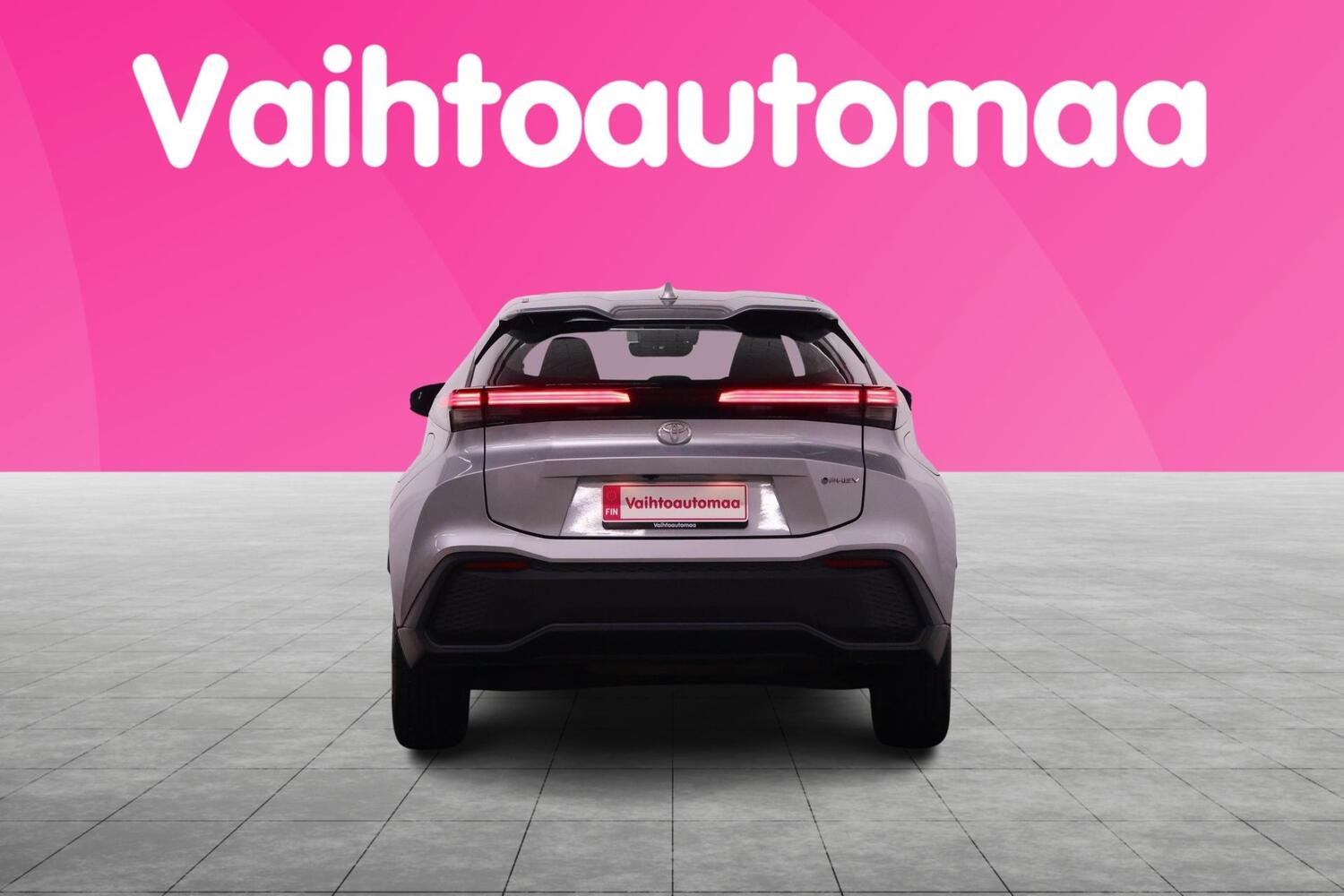 Toyota C-HR vaihtoauto