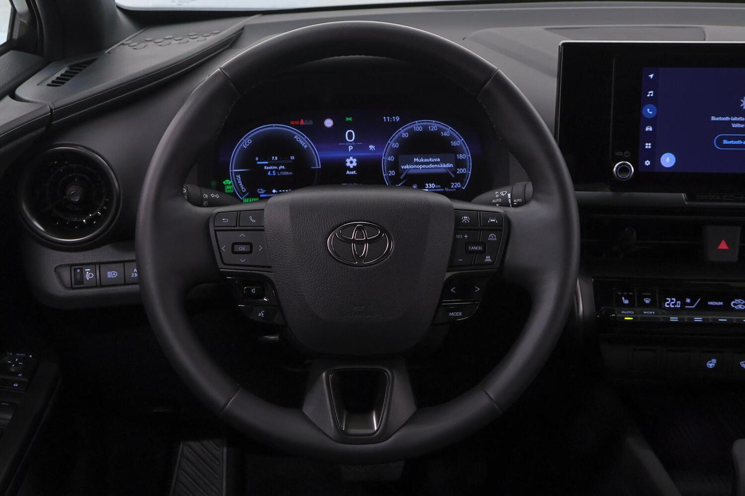 Toyota C-HR vaihtoauto