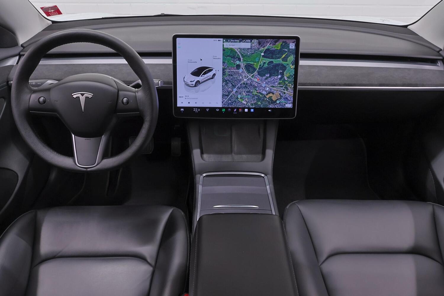 Tesla Model 3 vaihtoauto