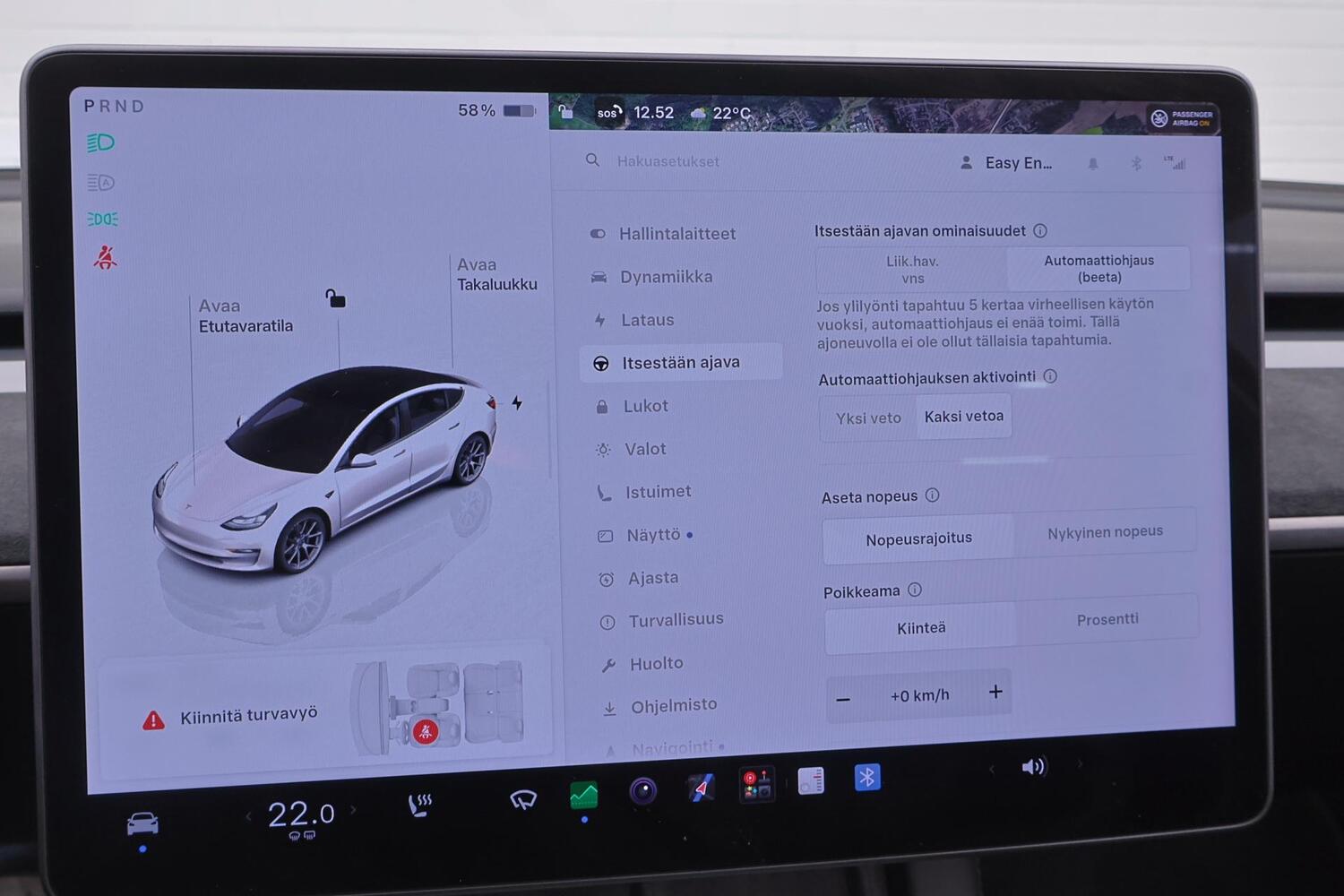 Tesla Model 3 vaihtoauto