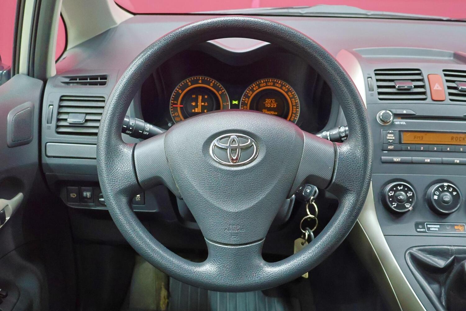 Toyota Auris vaihtoauto