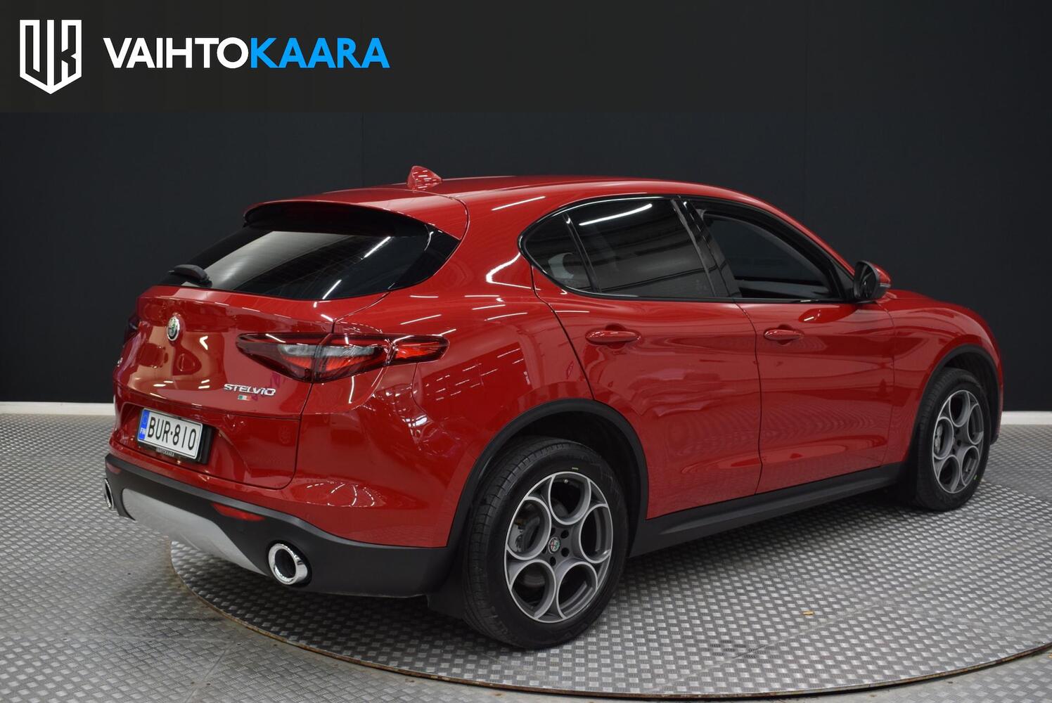 Alfa Romeo Stelvio vaihtoauto