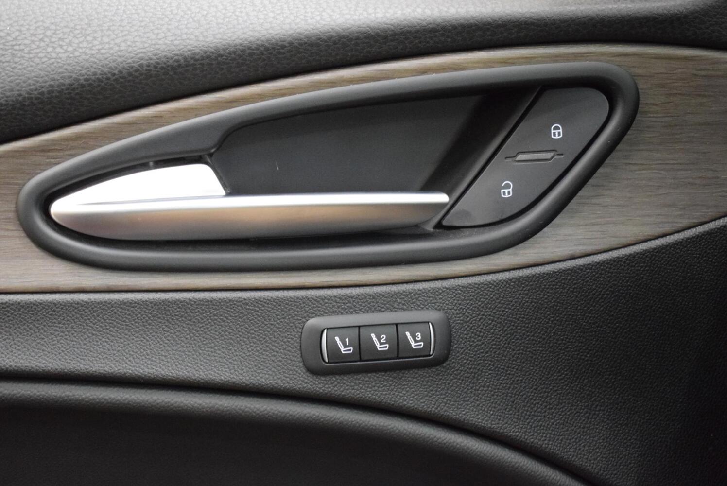 Alfa Romeo Stelvio vaihtoauto