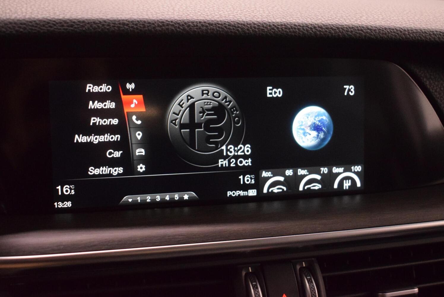 Alfa Romeo Stelvio vaihtoauto