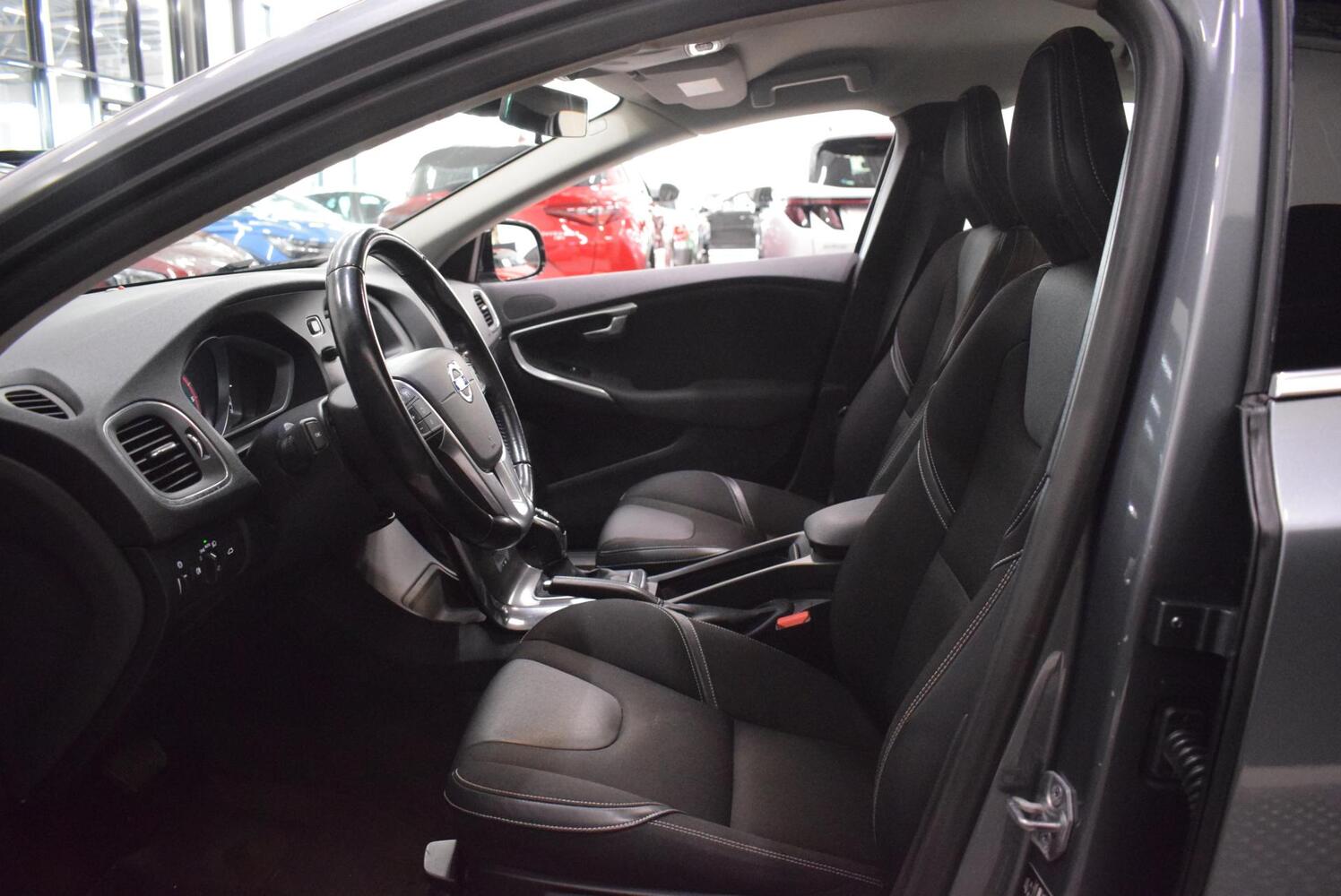 Volvo V40 vaihtoauto