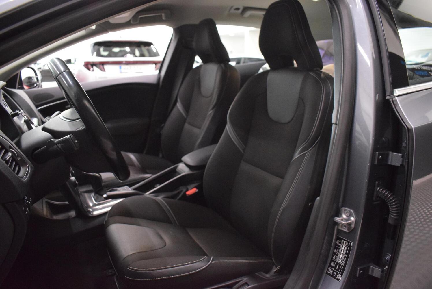 Volvo V40 vaihtoauto
