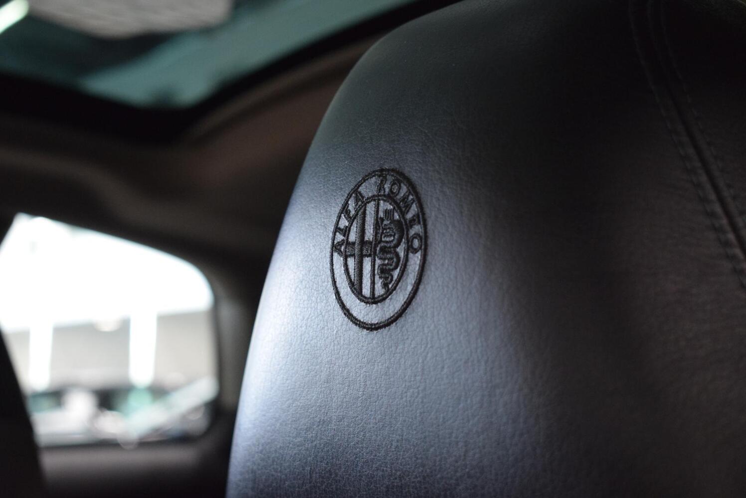 Alfa Romeo Brera vaihtoauto