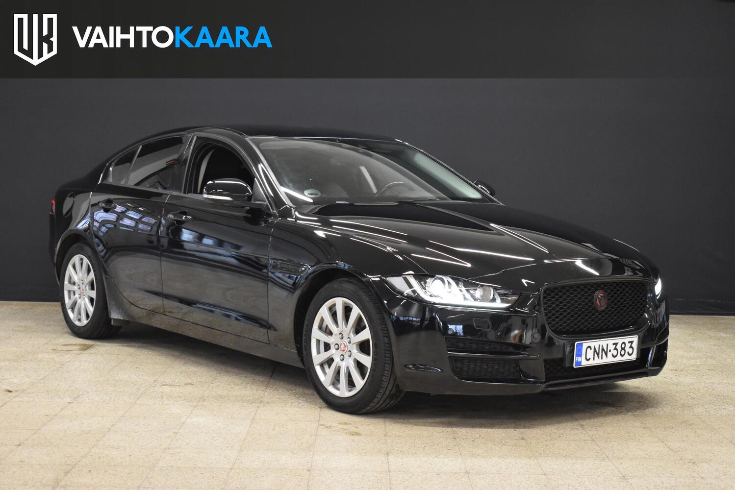 Jaguar XE vaihtoauto