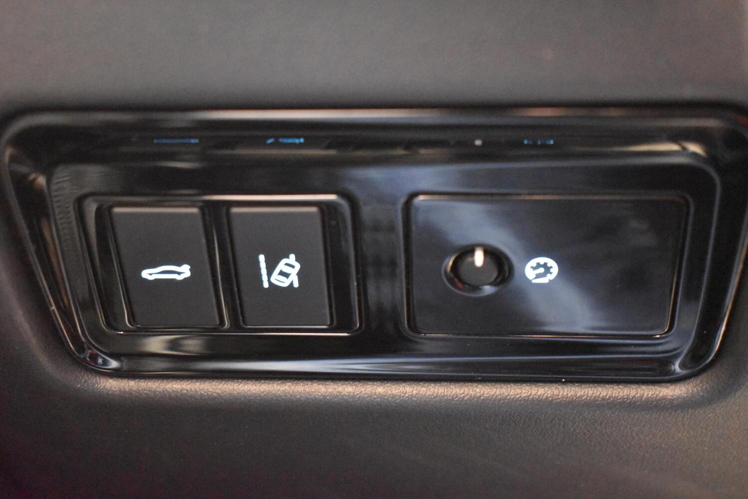 Jaguar XE vaihtoauto