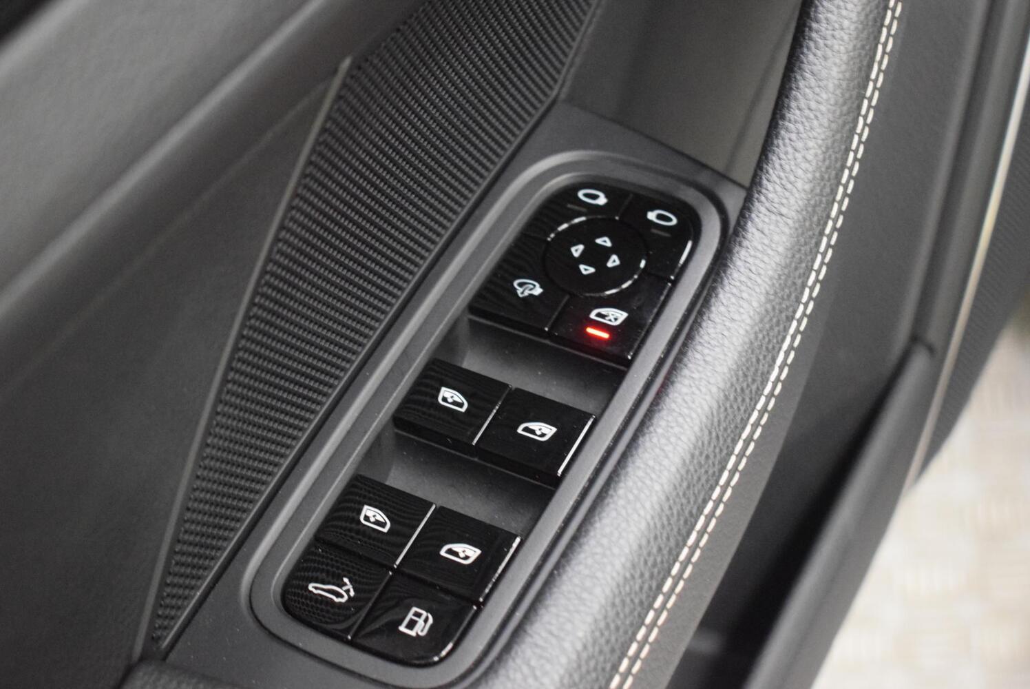 Porsche Panamera vaihtoauto