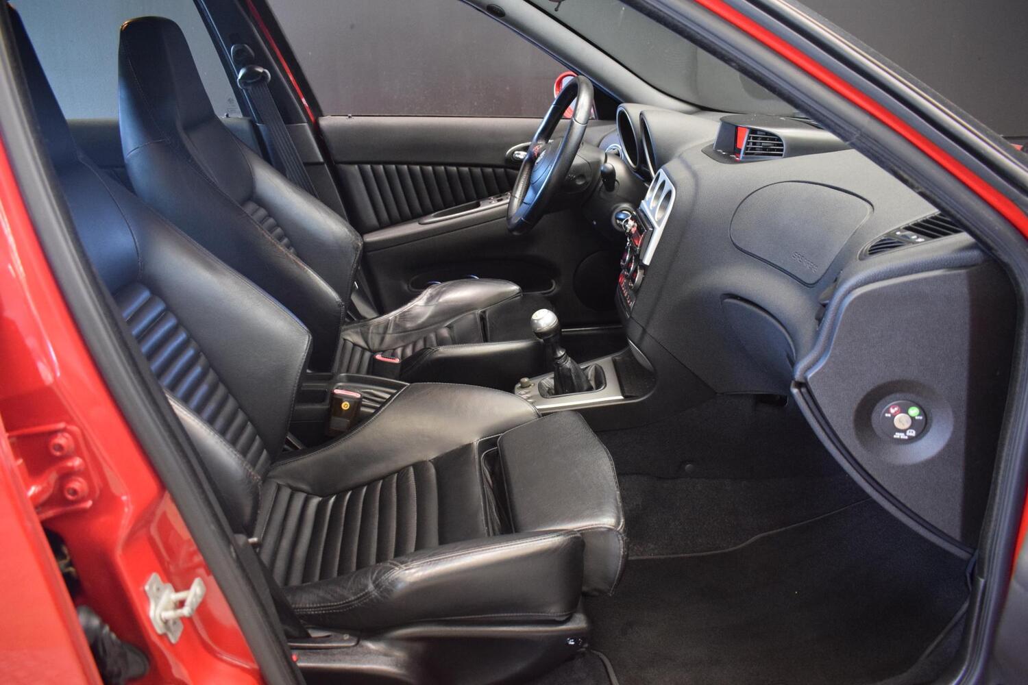 Alfa Romeo 156 vaihtoauto