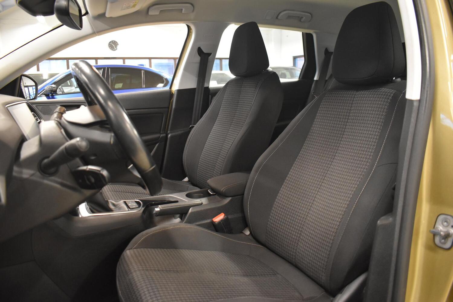 Peugeot 308 vaihtoauto