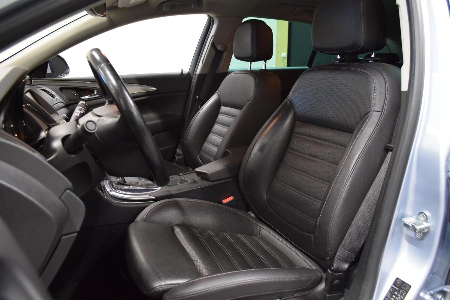 Opel Insignia vaihtoauto