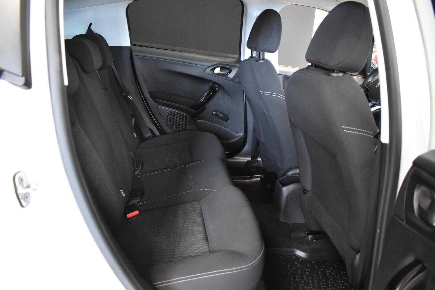 Peugeot 208 vaihtoauto