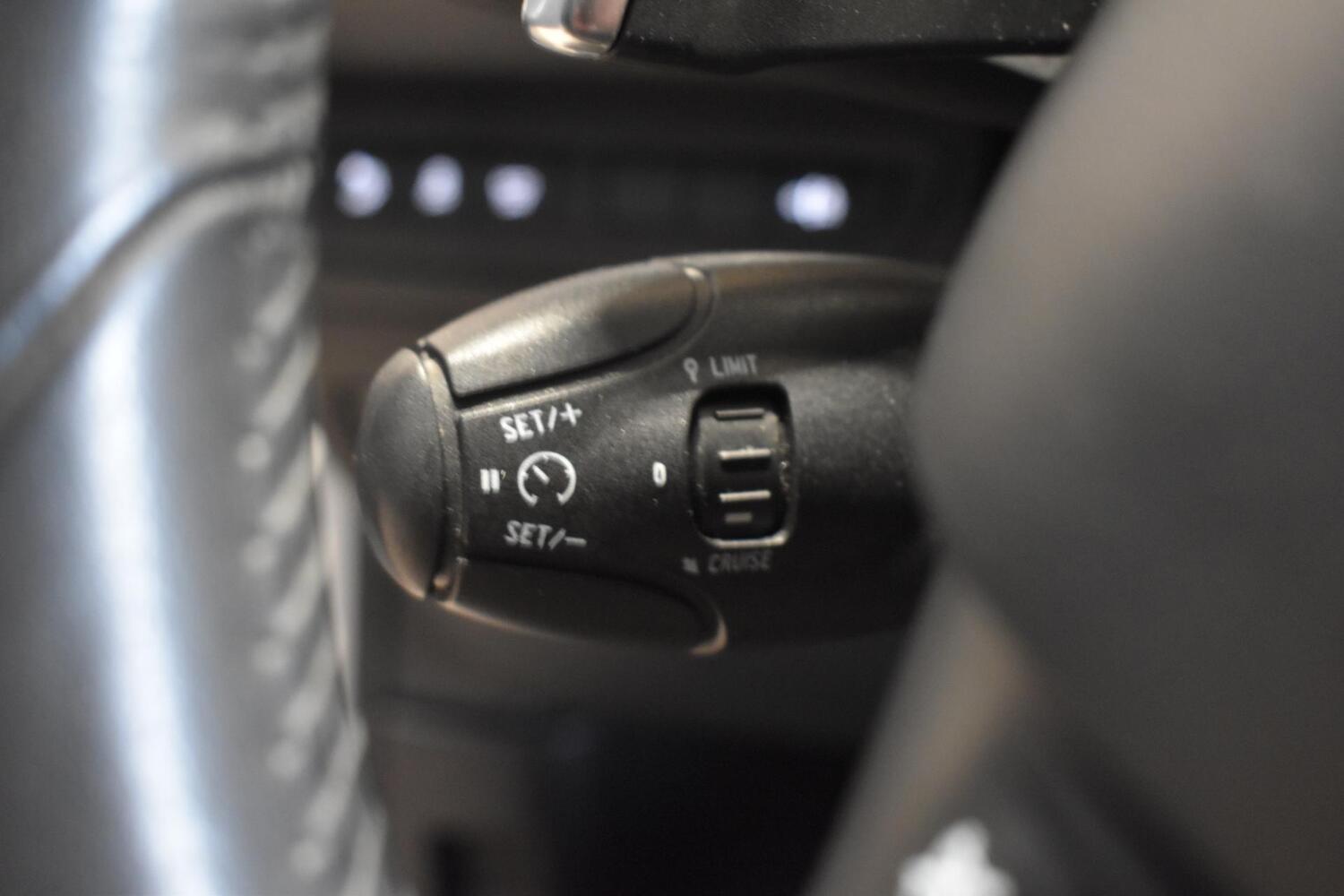 Peugeot 208 vaihtoauto