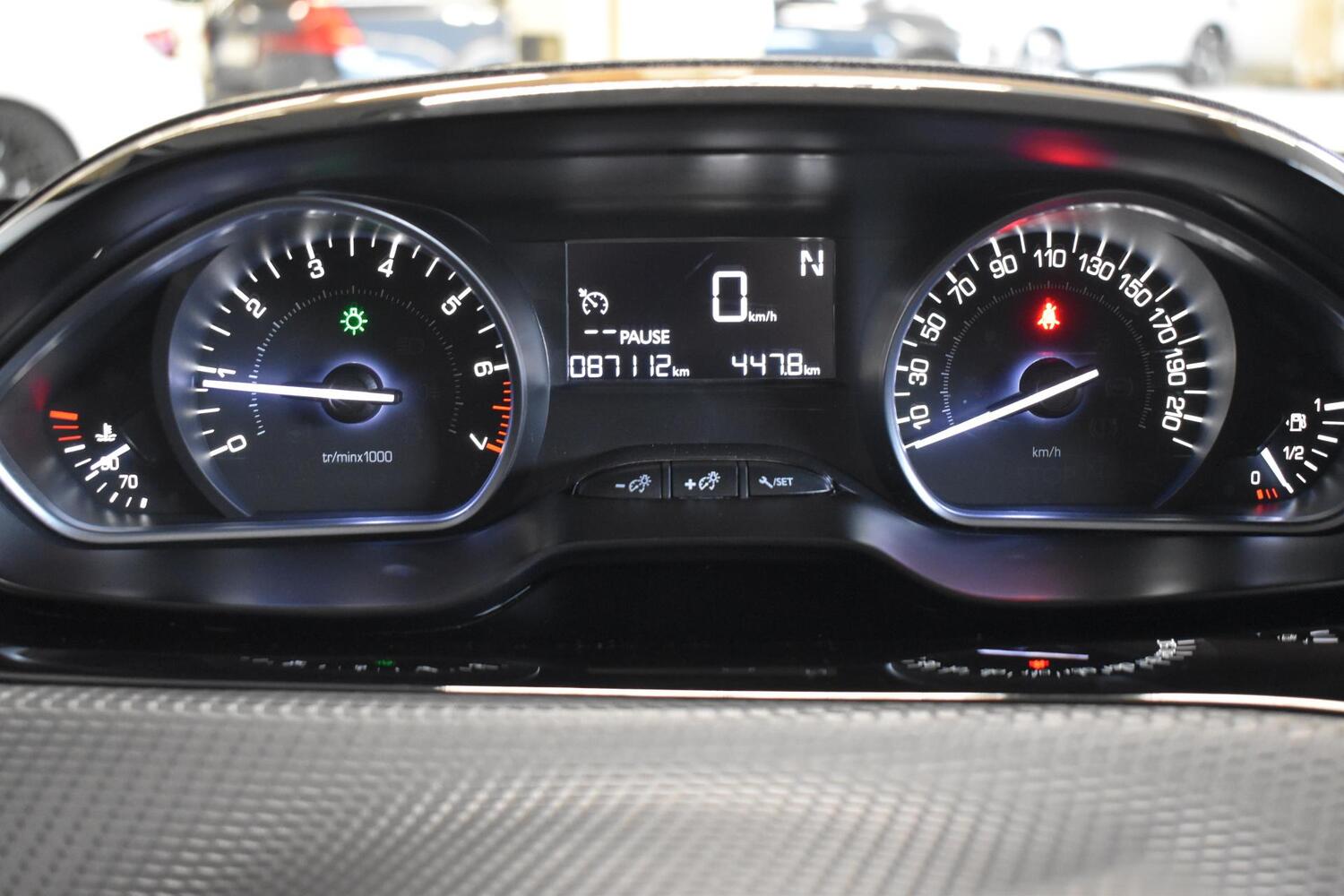 Peugeot 208 vaihtoauto