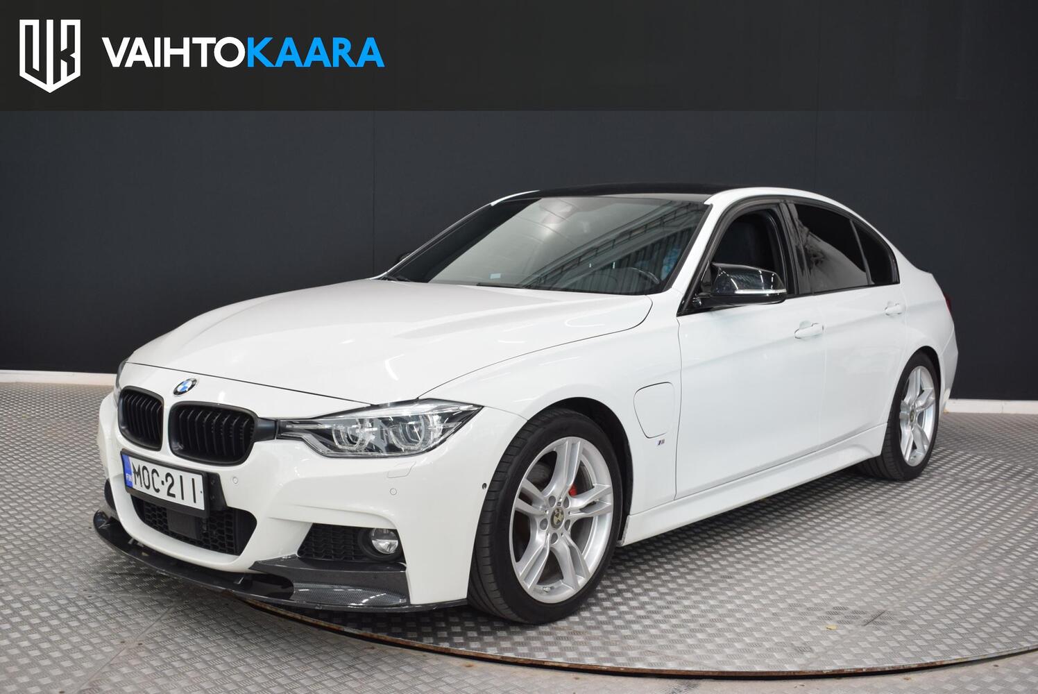 BMW 330 vaihtoauto