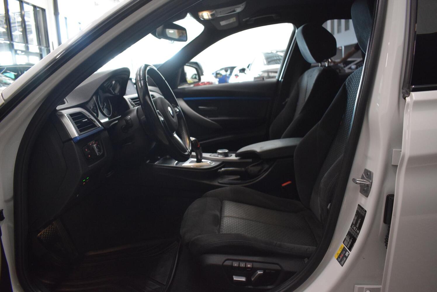 BMW 330 vaihtoauto