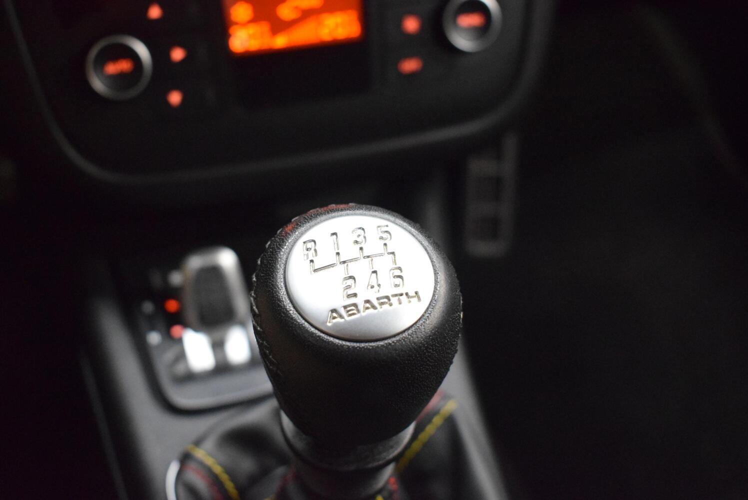 Fiat-Abarth Punto vaihtoauto