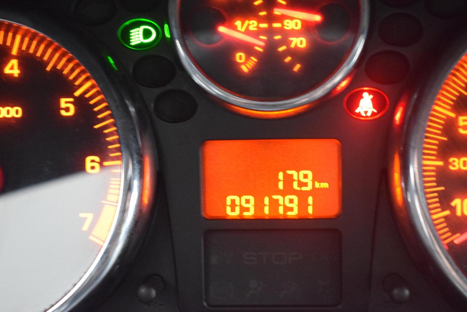 Peugeot 206 + vaihtoauto