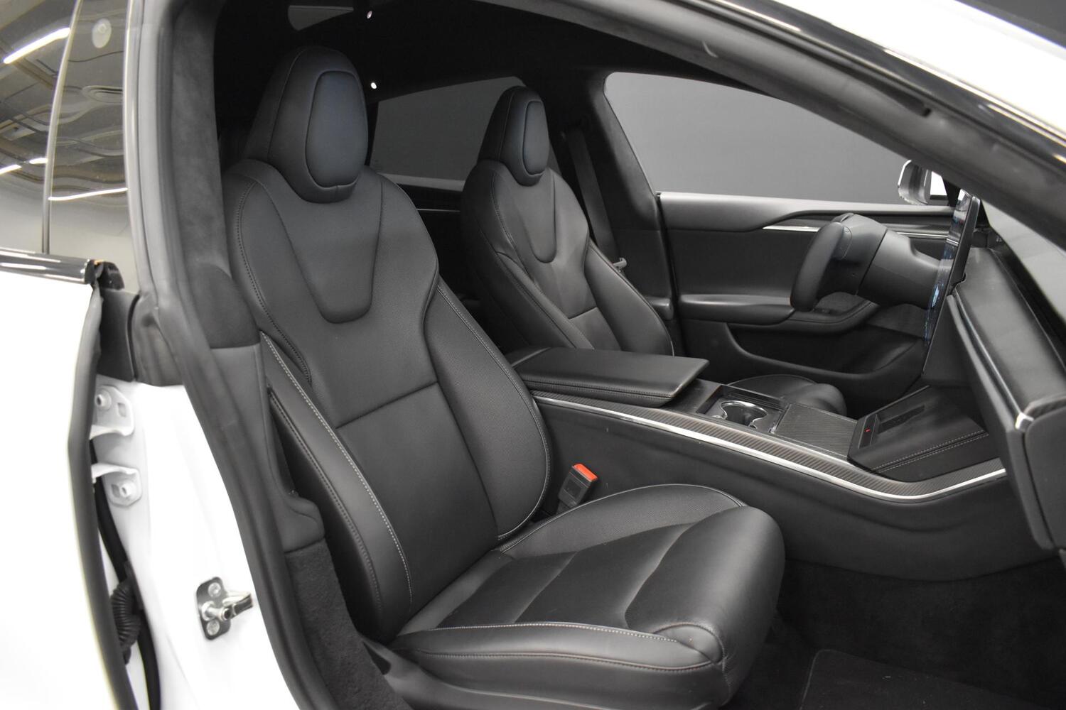 Tesla Model S vaihtoauto
