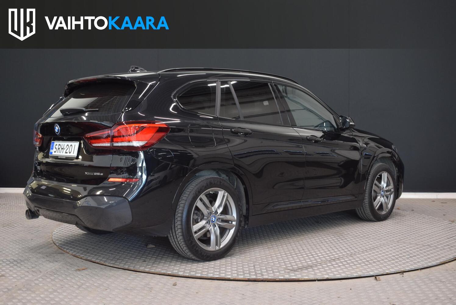 BMW X1 vaihtoauto