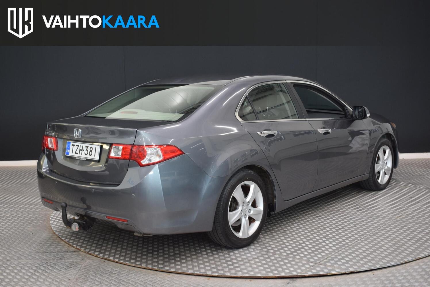 Honda Accord vaihtoauto