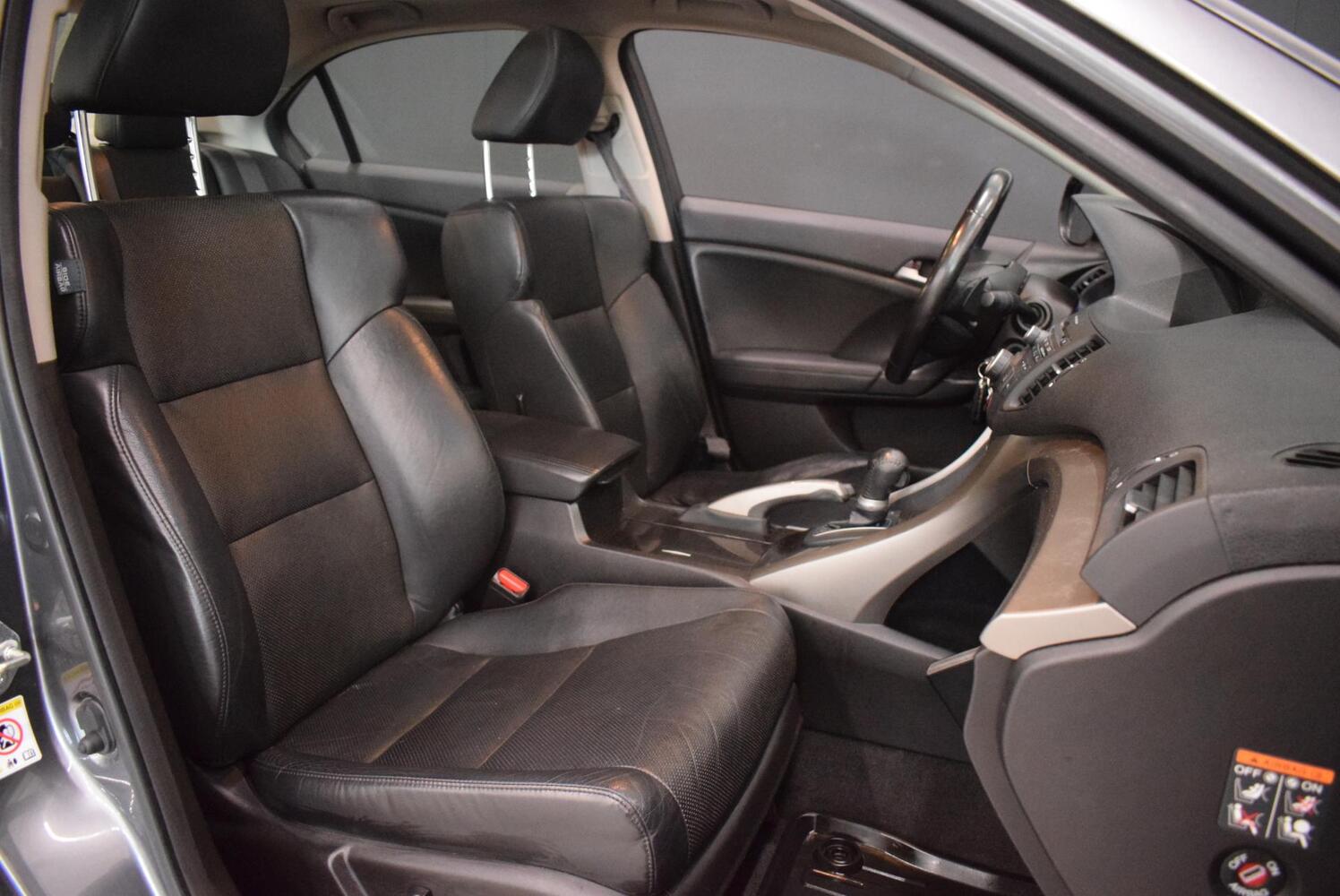 Honda Accord vaihtoauto