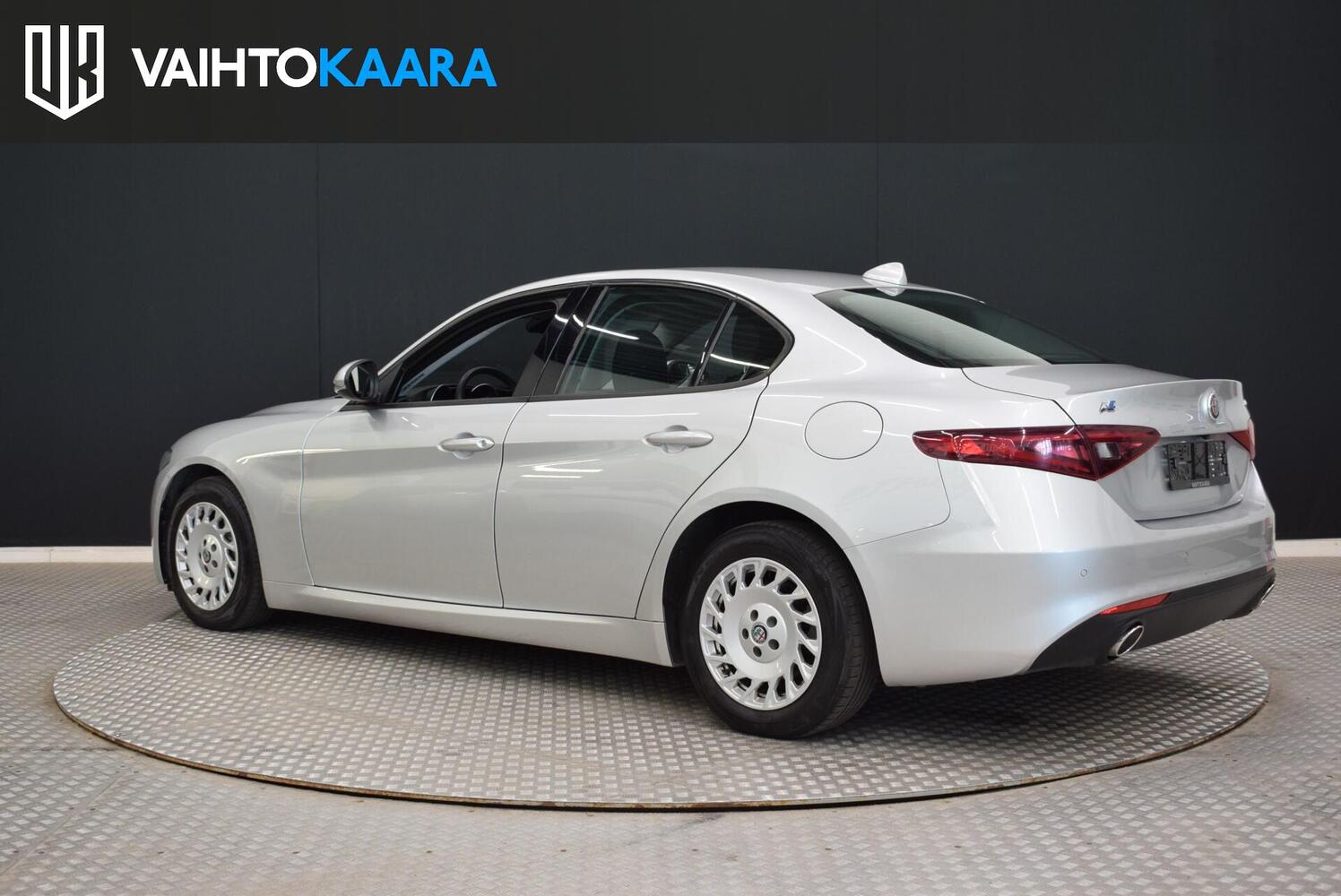 Alfa Romeo Giulia vaihtoauto