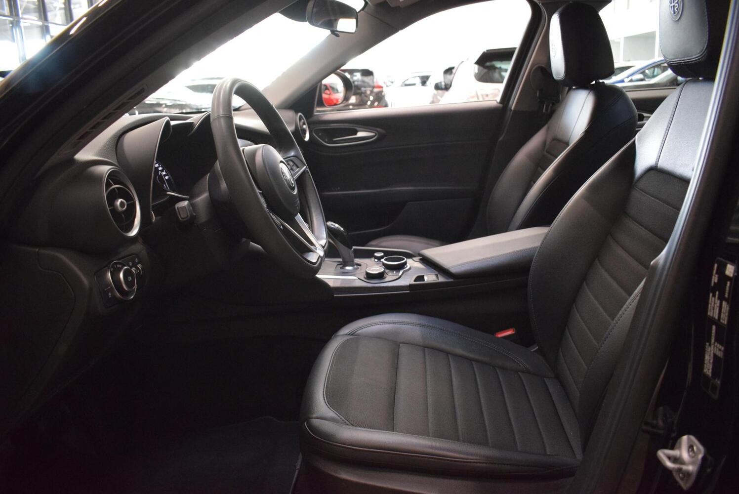 Alfa Romeo Giulia vaihtoauto