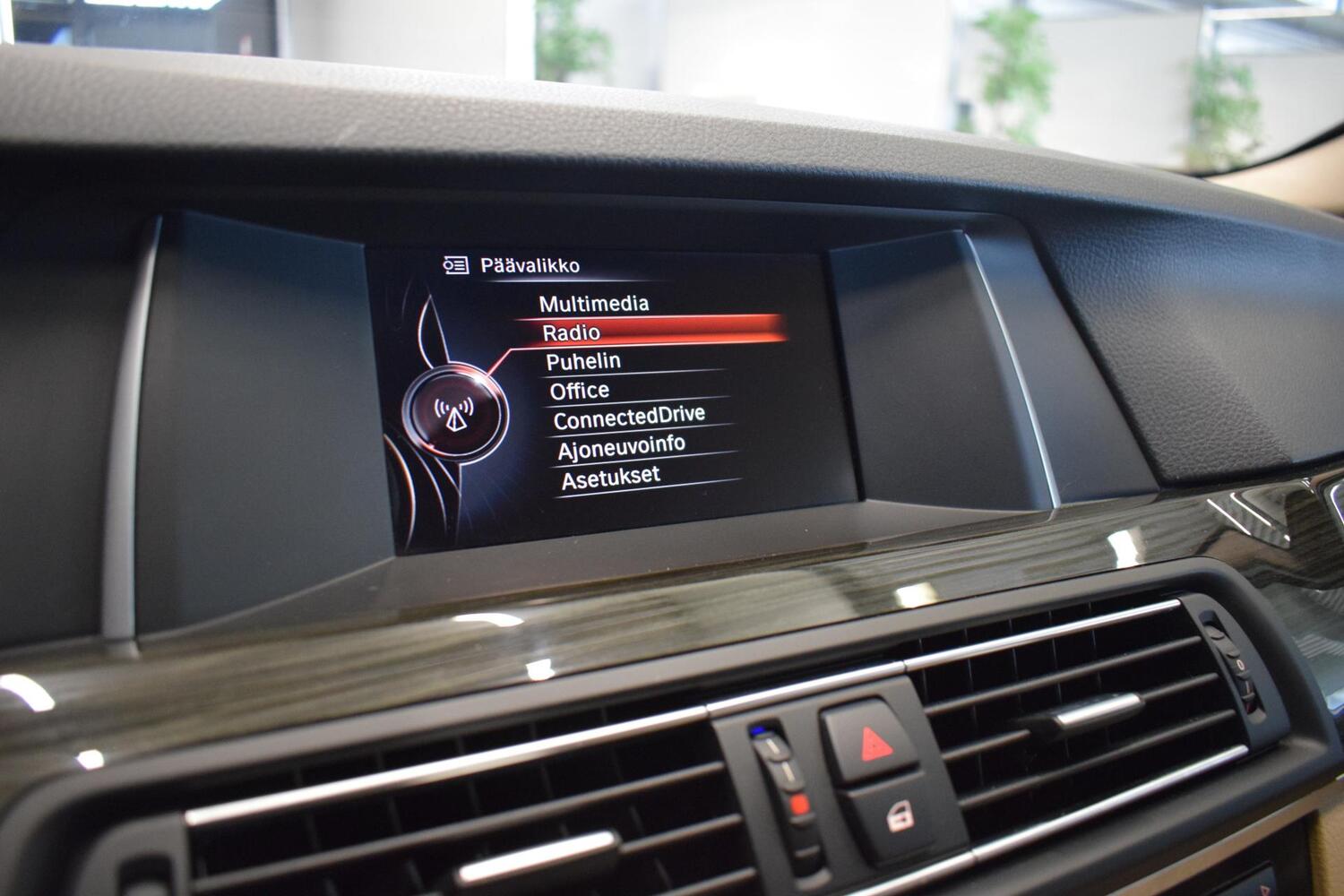 BMW 518 vaihtoauto