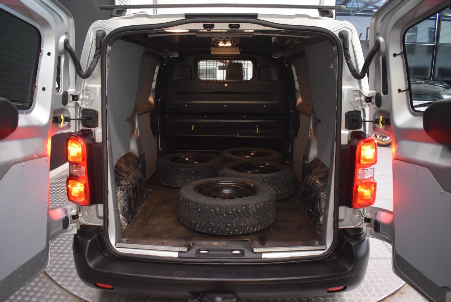 Toyota Proace vaihtoauto